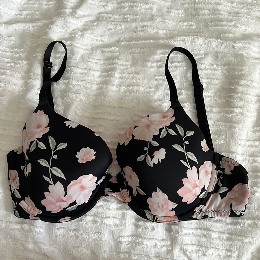 34D PINK t-shirt bra